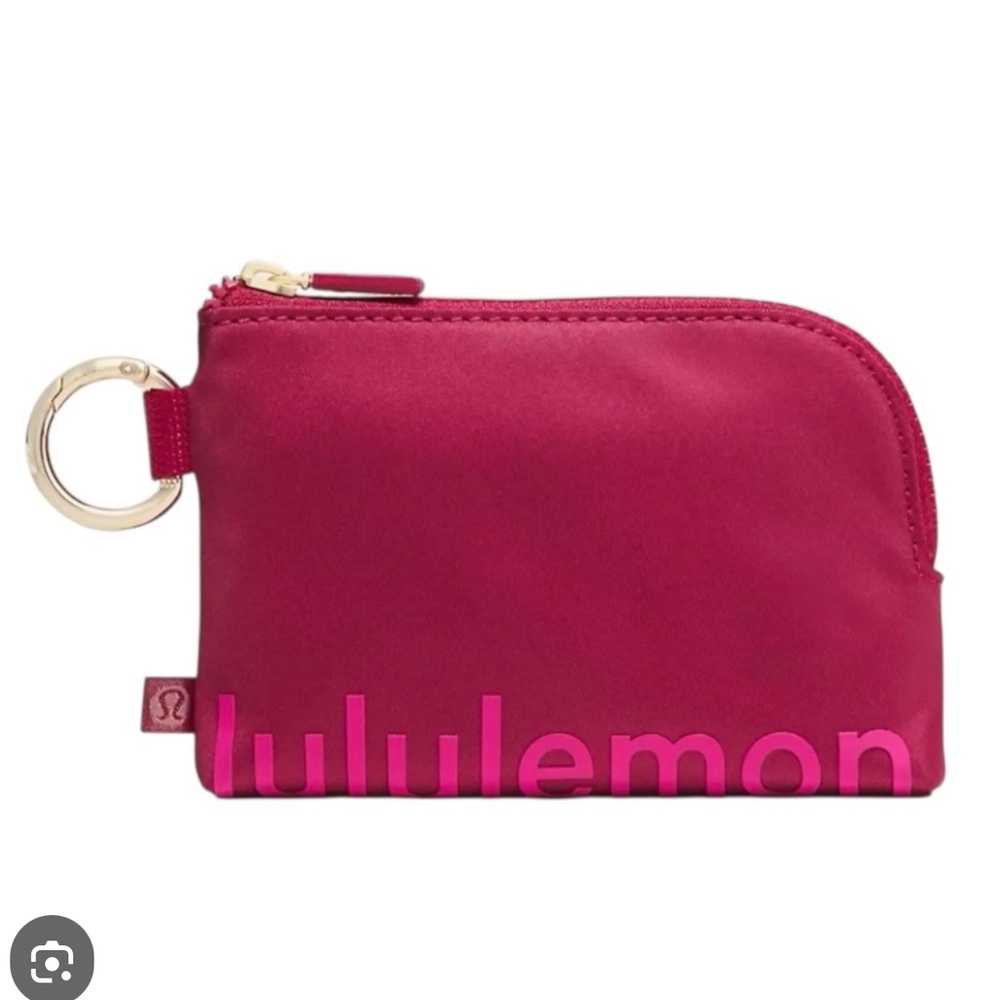 Lululemon Clippable Card Pouch Berry Rumble Jewelled Magenta Gold